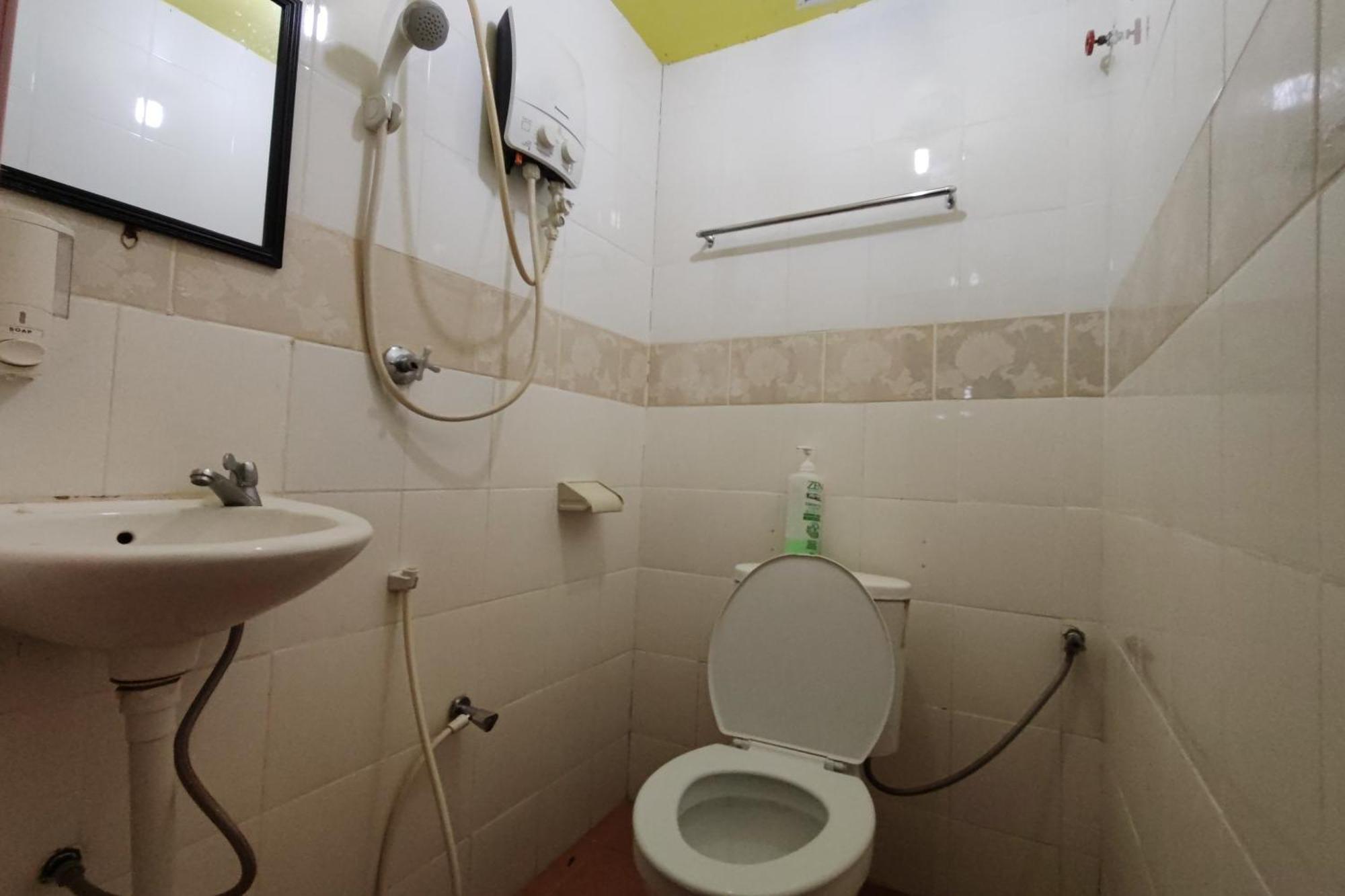 D'Bj Motel Bayan Lepas Exterior photo
